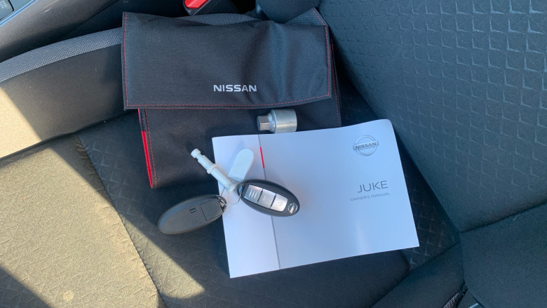 Nissan Juke 1.0 DiG-T N-Connecta 5dr Petrol Hatchback